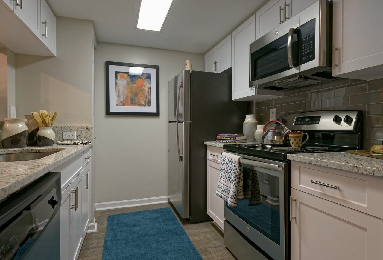 Doral West - Photo 2 of 10