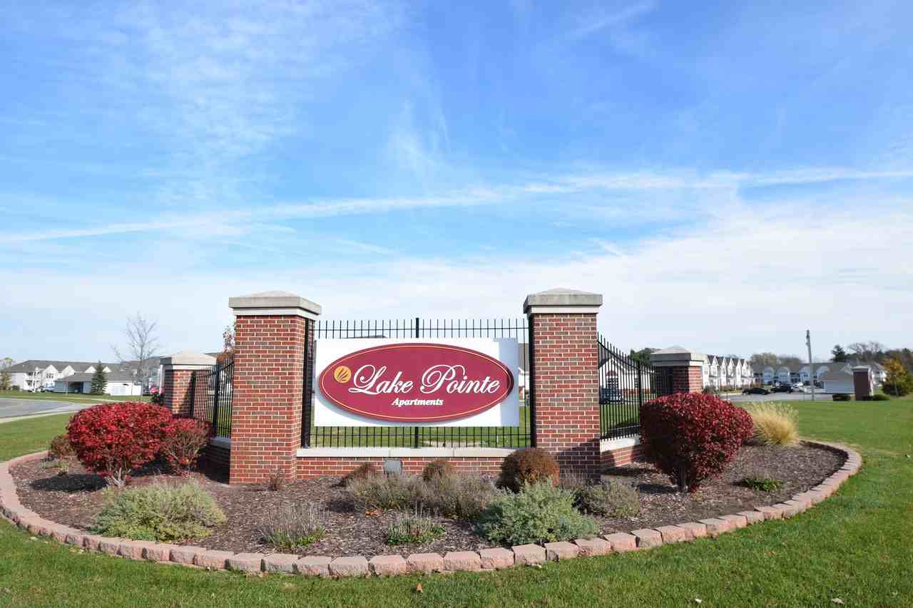 Lake Pointe Apartments - Photo 3 of 27