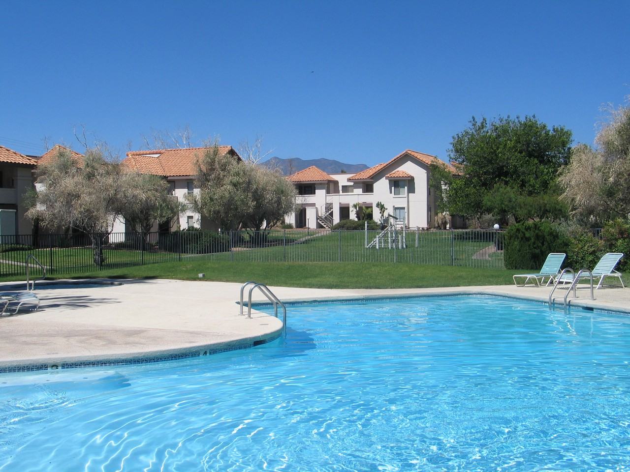 Oasis Apartments - Photo 3 of 8