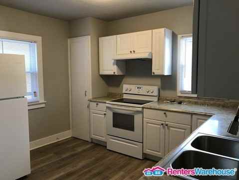 3013 N 53rd St - Photo 3 of 18