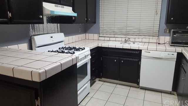 3867 Mahogany St - Photo 3 of 14