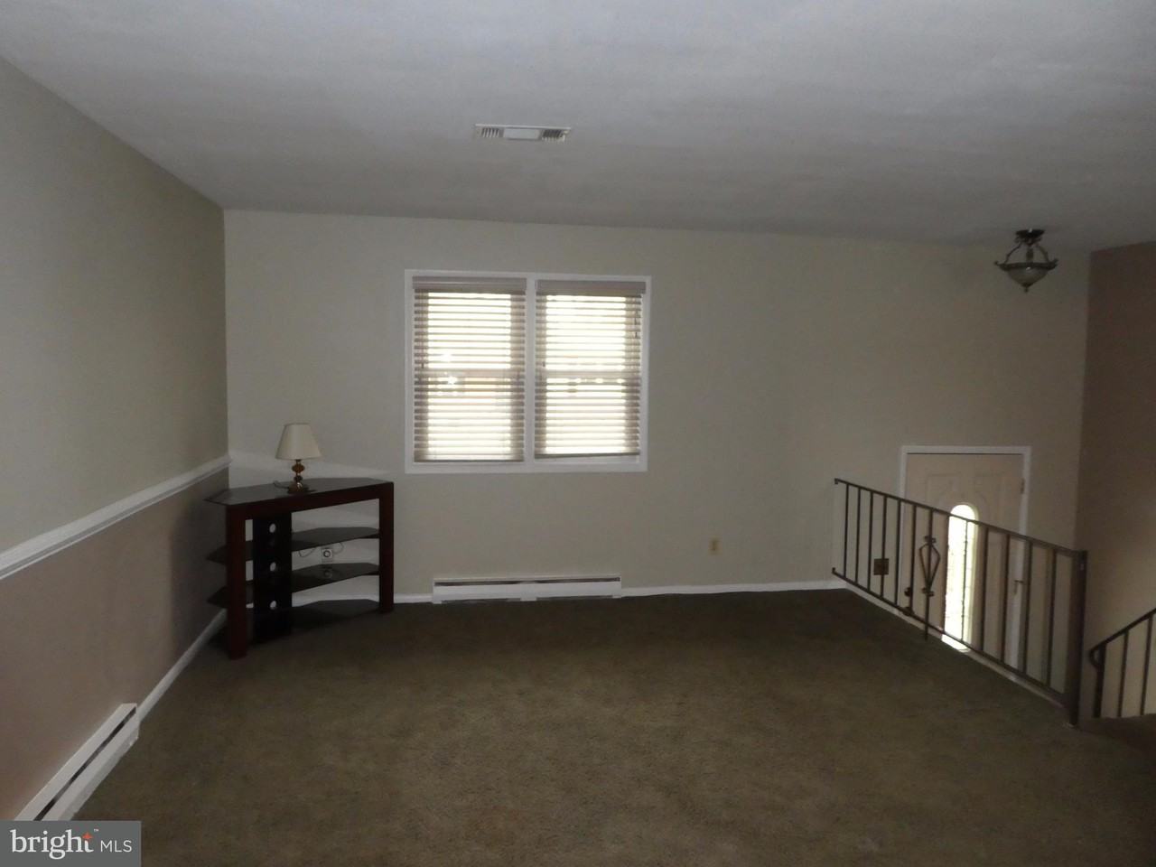 205 Fitzhugh Rd - Photo 2 of 30