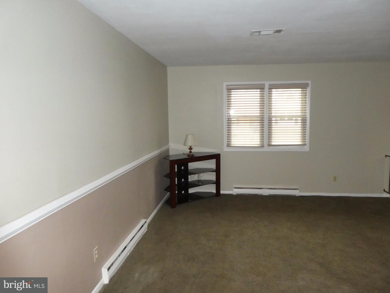 205 Fitzhugh Rd - Photo 3 of 30