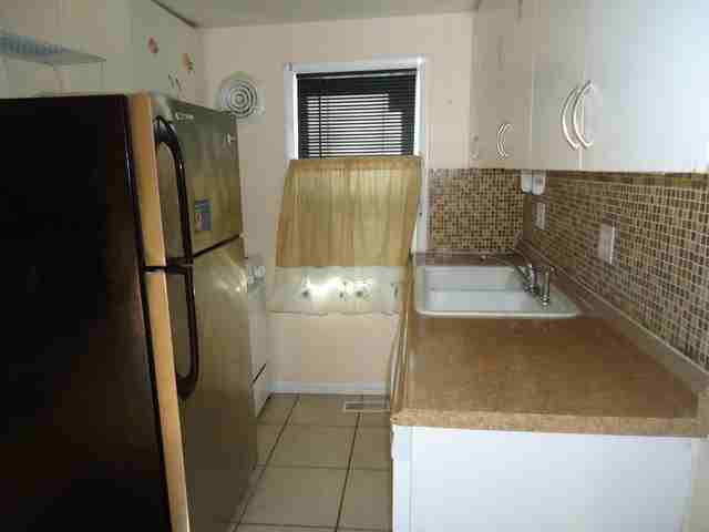 205 S Cass Ave - Photo 3 of 10
