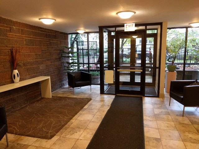 1415 W Lunt Ave #408 - Photo 2 of 7