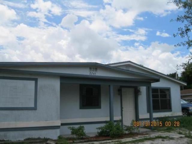 2245 St Swithin Ln - Photo 2 of 2