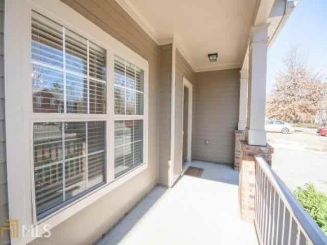 1378 Dukes Creek Dr - Photo 2 of 6