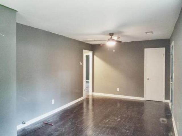 849 Norwood Rd SE - Photo 3 of 6