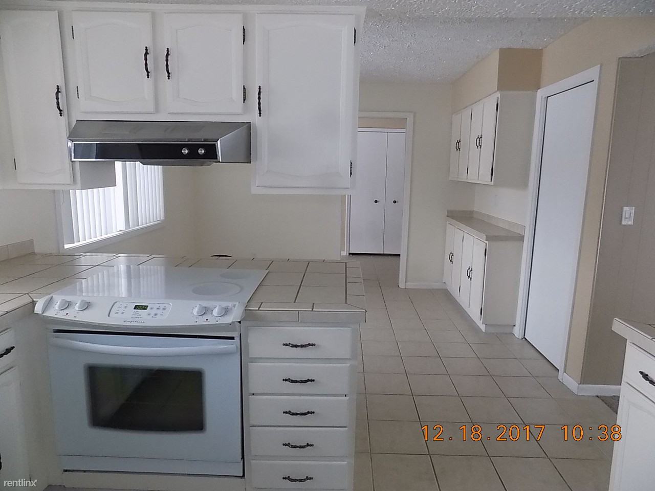 7855 Roberta Ln - Photo 3 of 23
