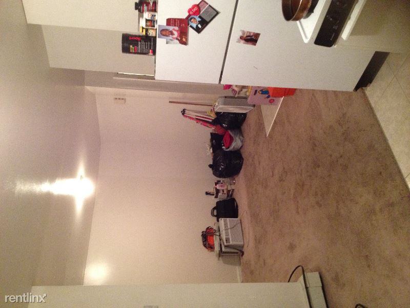 301 W Camplain Rd - Photo 2 of 4