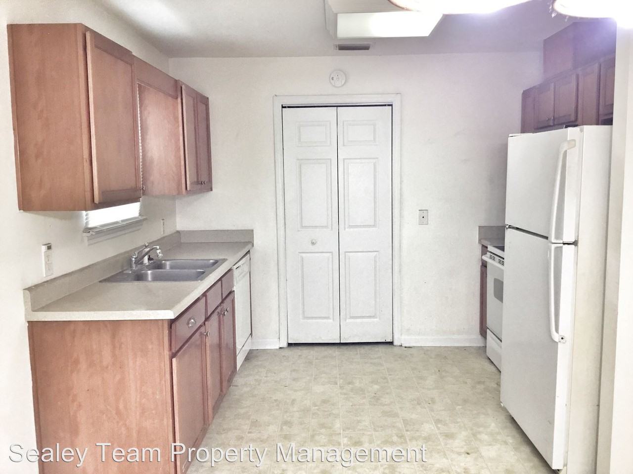 2250 Holton St - Photo 3 of 6