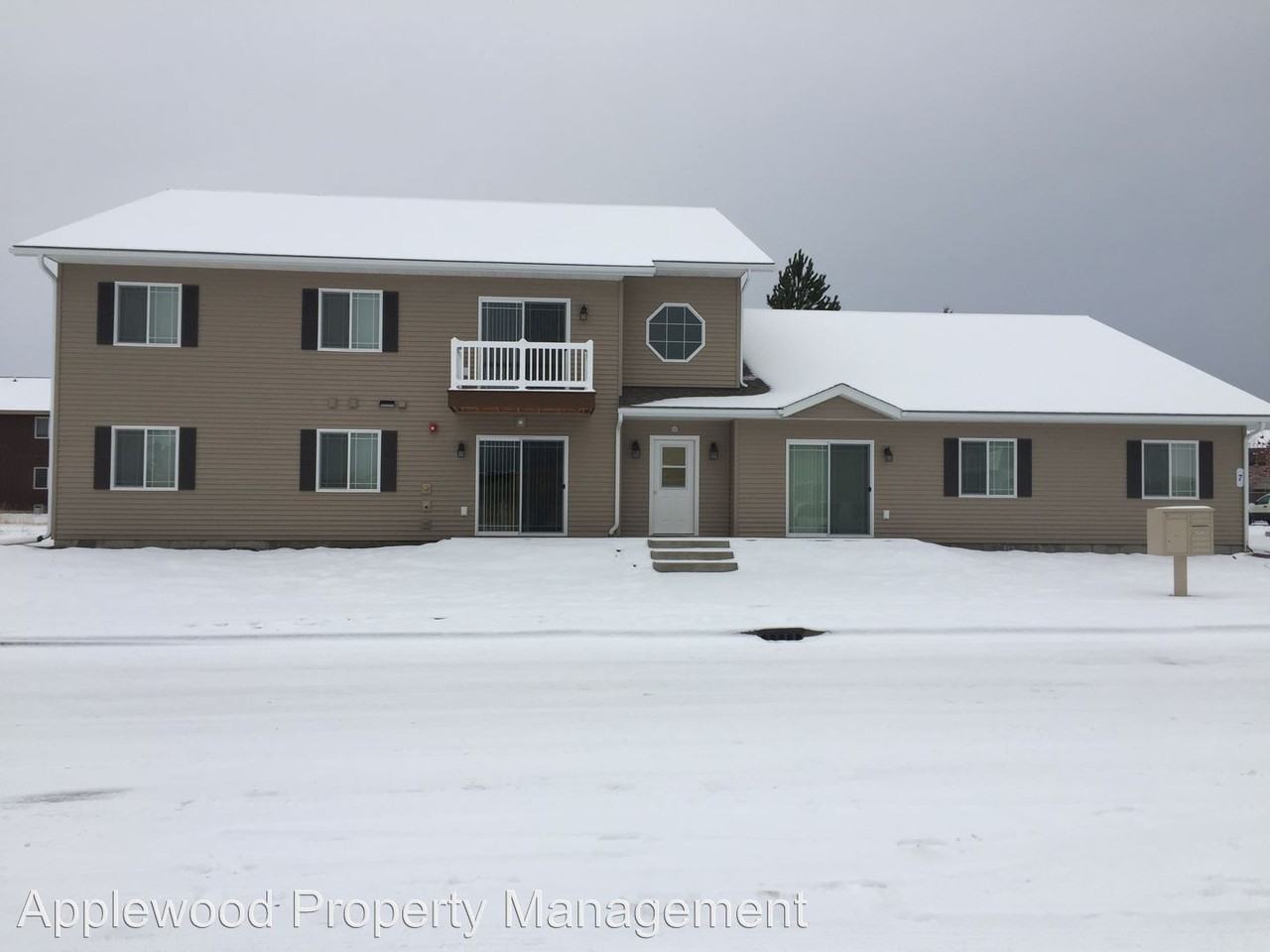 7 Diane Road - Photo 2 of 50