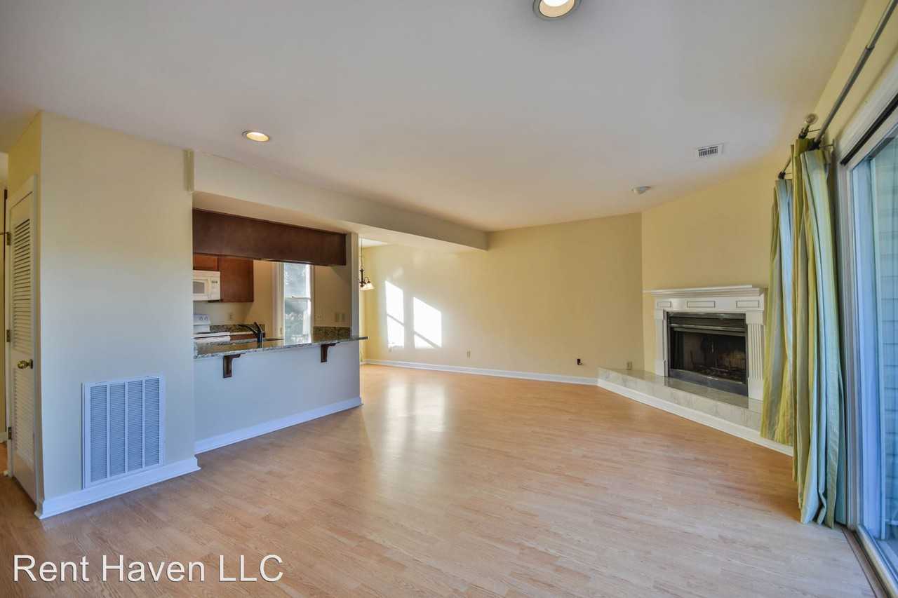 507 Saluda Ave - Photo 3 of 22