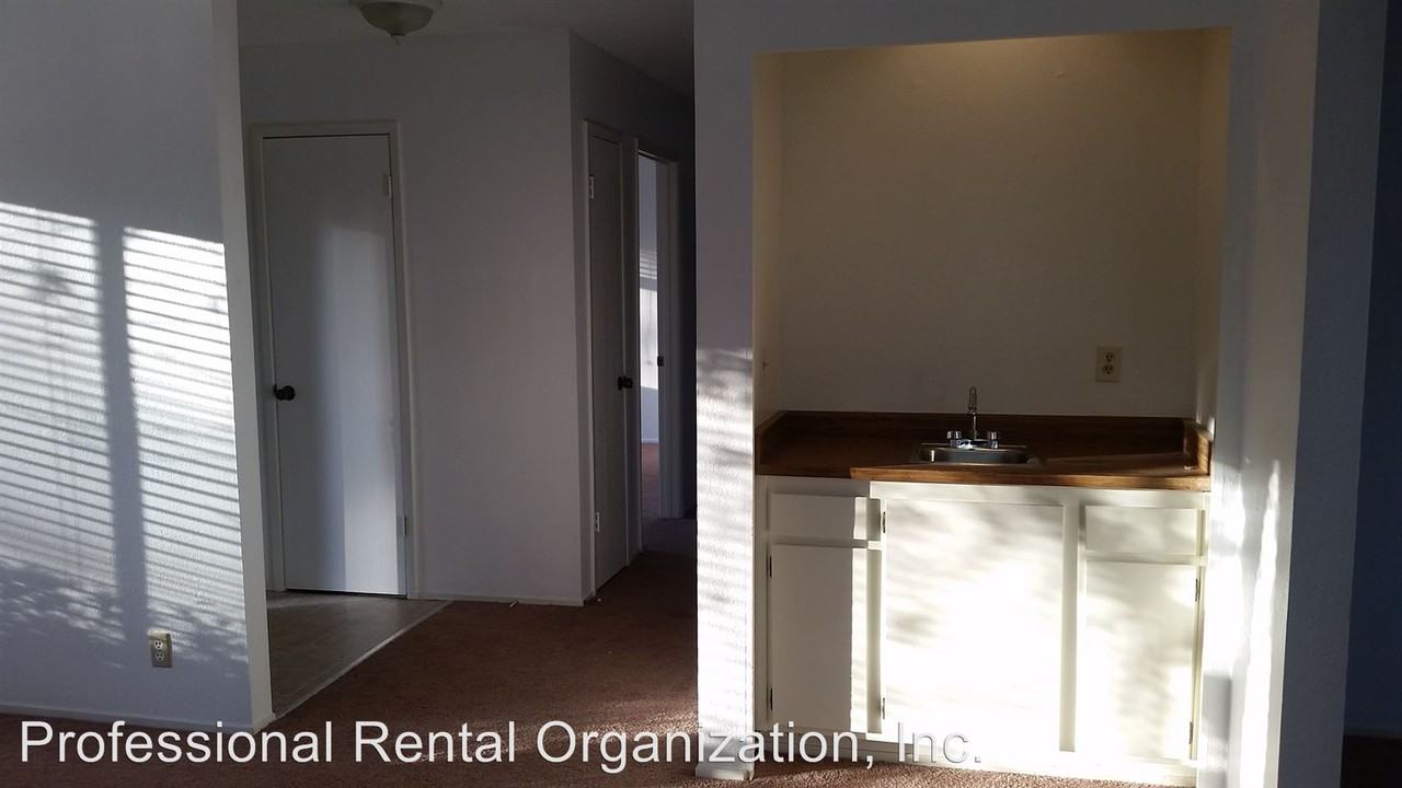 6603 Montecito Blvd - Photo 3 of 18