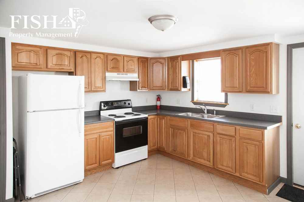 415 E Church St - Photo 2 of 15