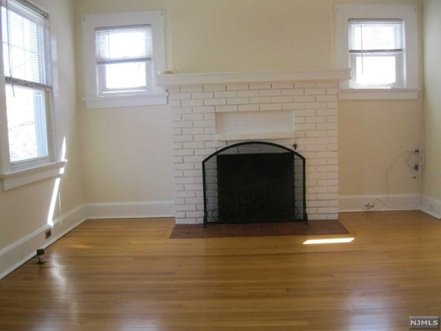 10 Malvern Pl - Photo 2 of 8