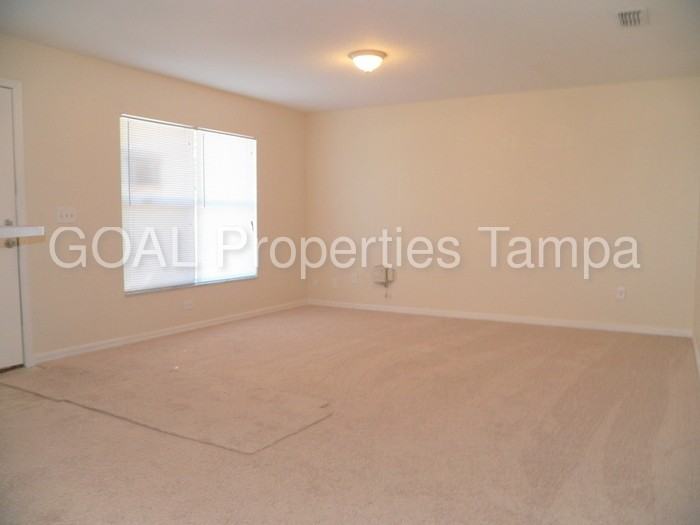 3608 N 55th St - Photo 2 of 11