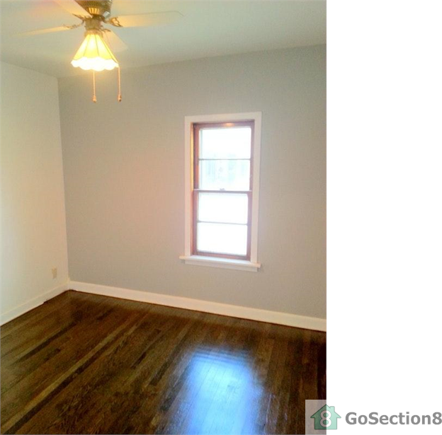 200 Mallette St - Photo 2 of 7