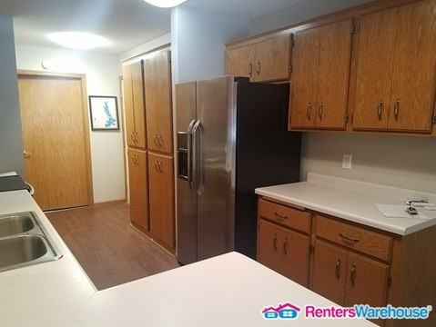 610 Dew Drop Cir - Photo 3 of 11