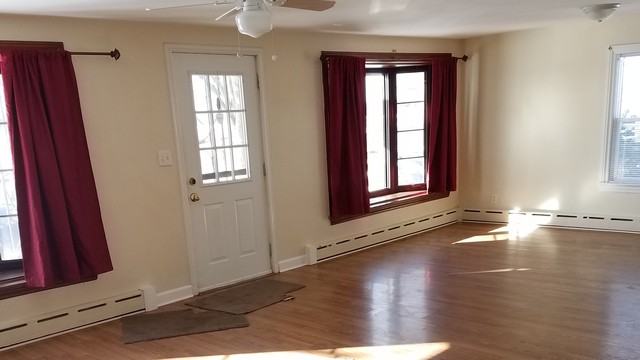 3912 N Richmond Rd - Photo 2 of 8