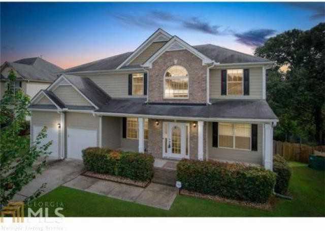 307 Farmbrook Pass - Photo 2 of 6