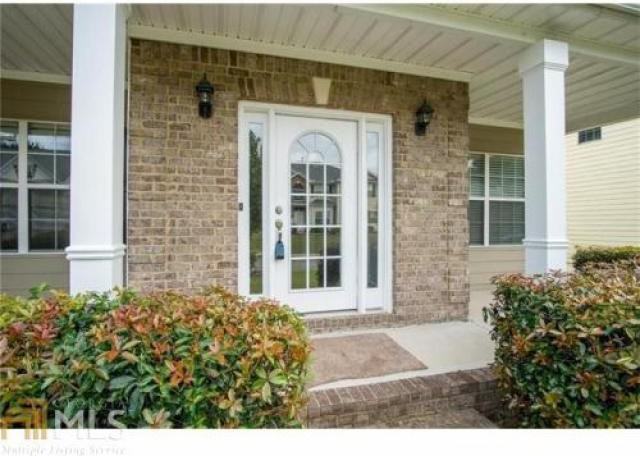 307 Farmbrook Pass - Photo 3 of 6