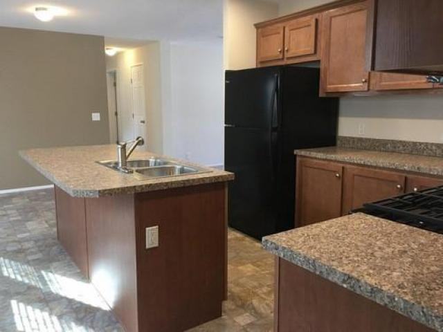 13326 Pinewood Dr - Photo 3 of 6