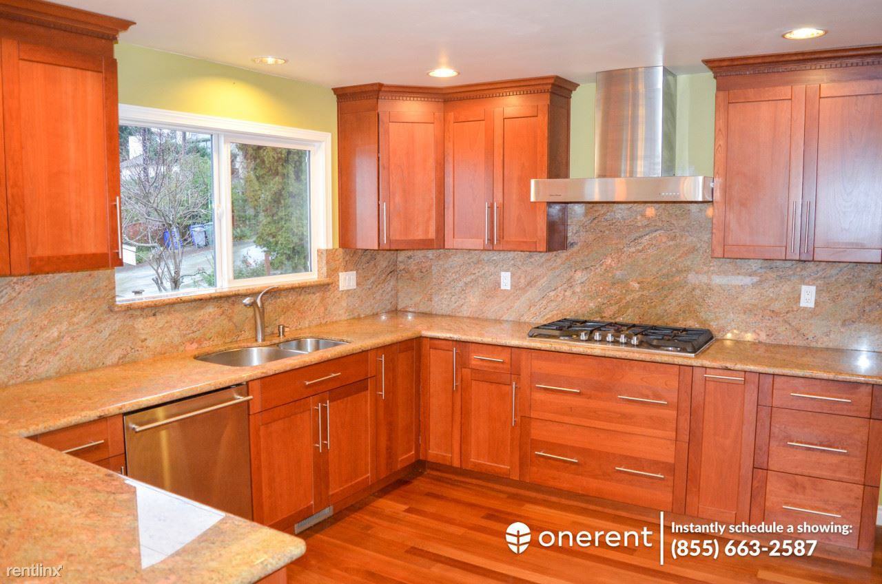 4340 136th Pl SE - Photo 2 of 26