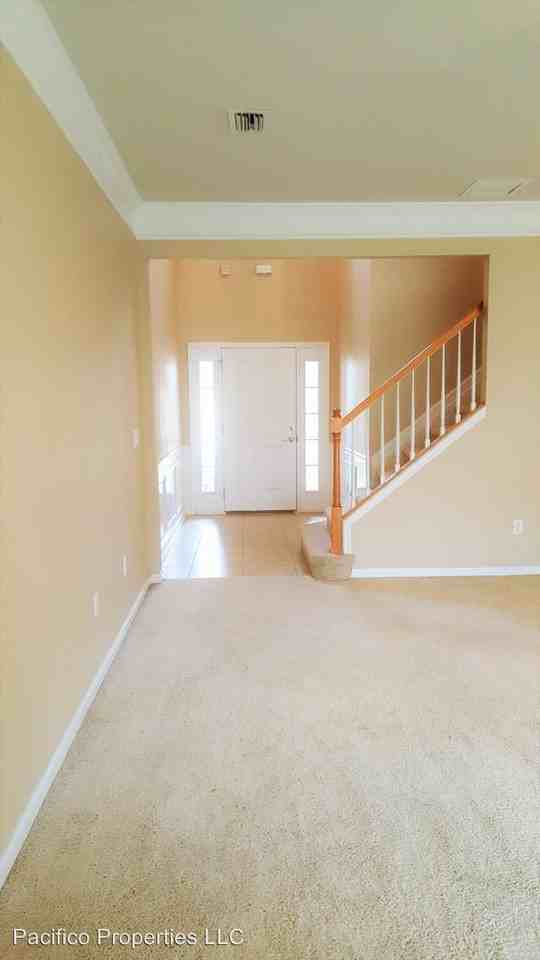 6482 Yellow Leaf Ct - Photo 2 of 27