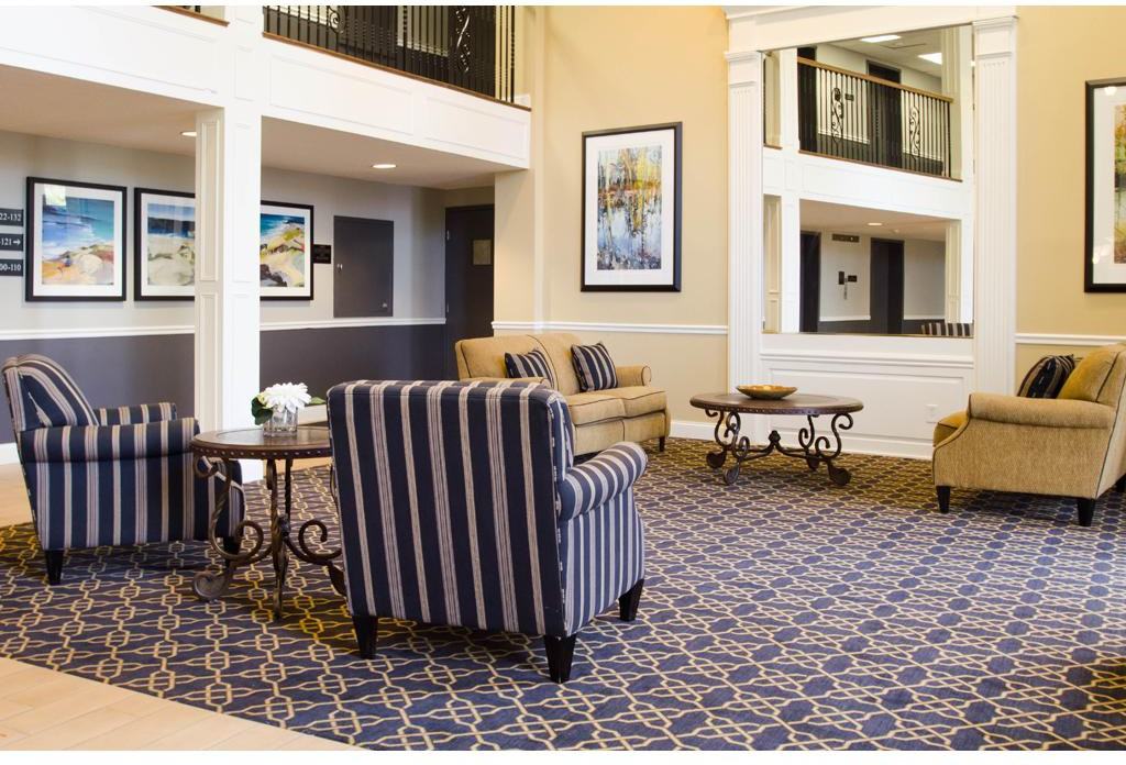 Nob Hill Syracuse - Photo 3 of 8