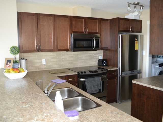 5140 1a Ave SW - Photo 3 of 6