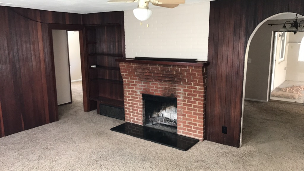 3139 8 Mile Rd - Photo 3 of 10