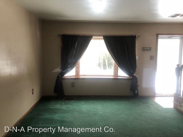 423 Shady Oaks Dr W - Photo 3 of 14