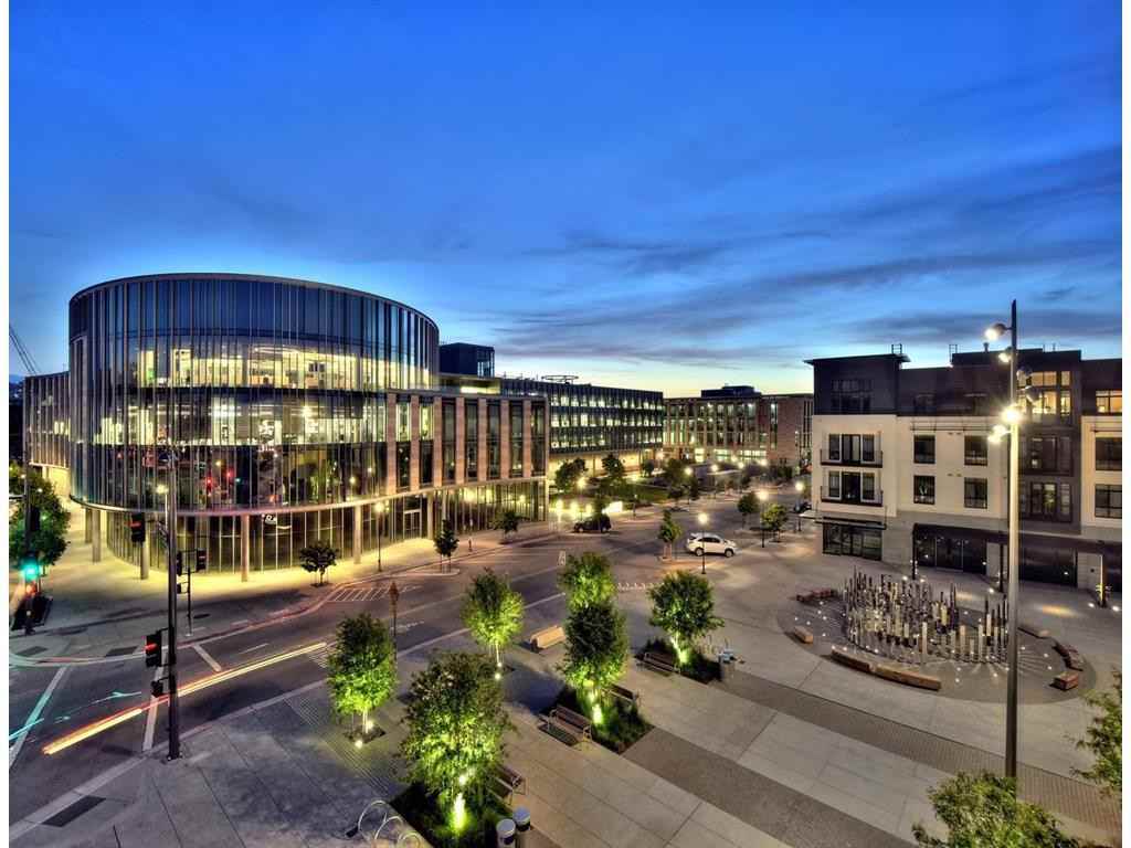 The Russell - Photo 3 of 19