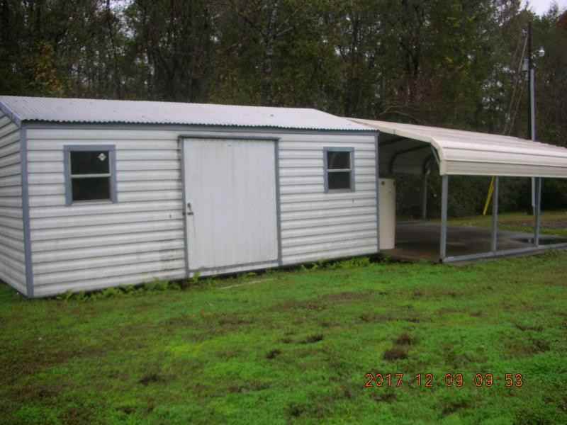 43812 Freedom Dr - Photo 2 of 10