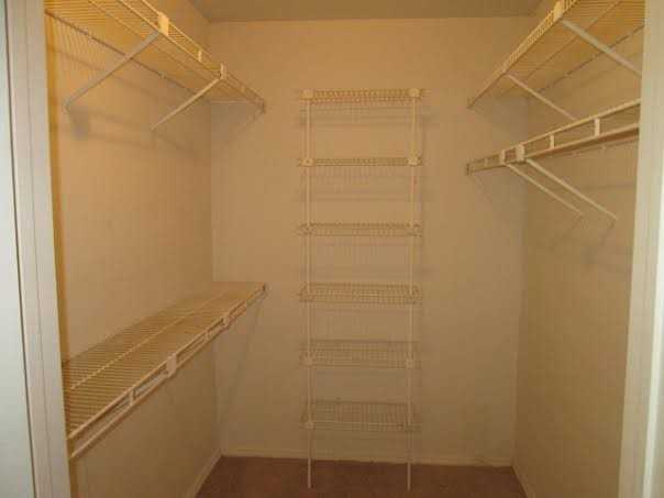 2305 N Congress Ave - Photo 2 of 22