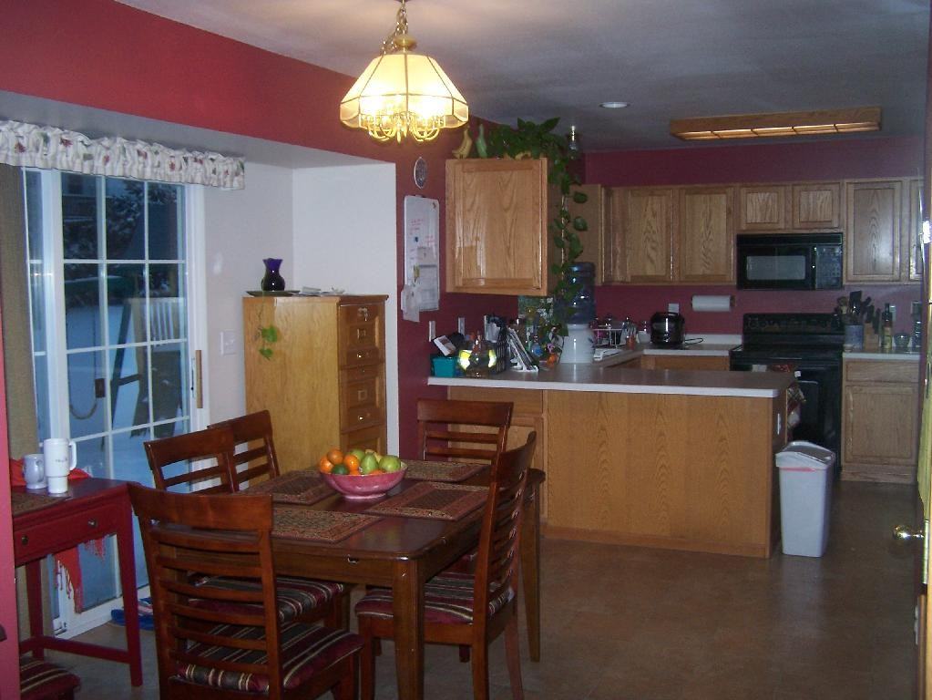 2300 Benjamin Ct - Photo 2 of 13