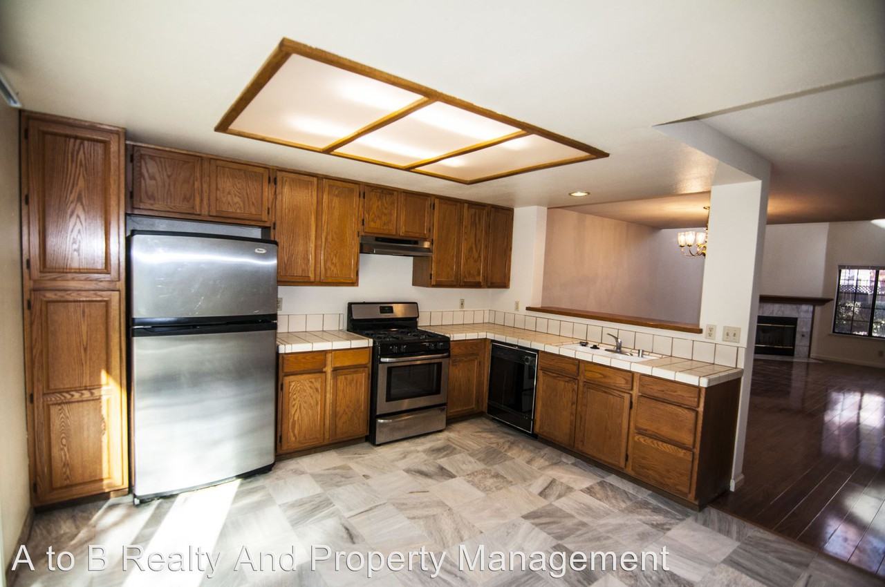 1545 Tainan Dr - Photo 2 of 11