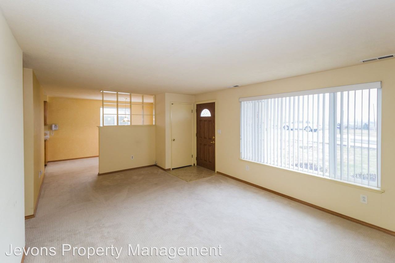 491 White Rd - Photo 3 of 12