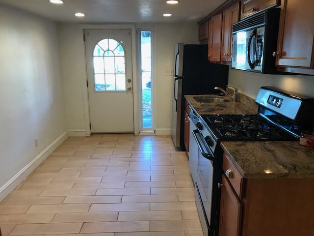 16 Malvesti Way - Photo 3 of 10