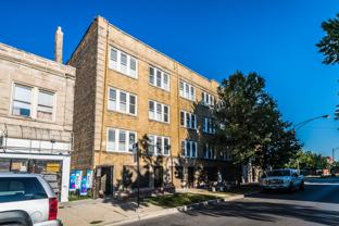 400-08 S Laramie Ave - Photo 1 of 1