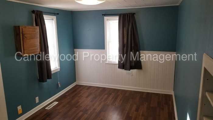 1240 Edgewood Ave - Photo 3 of 10