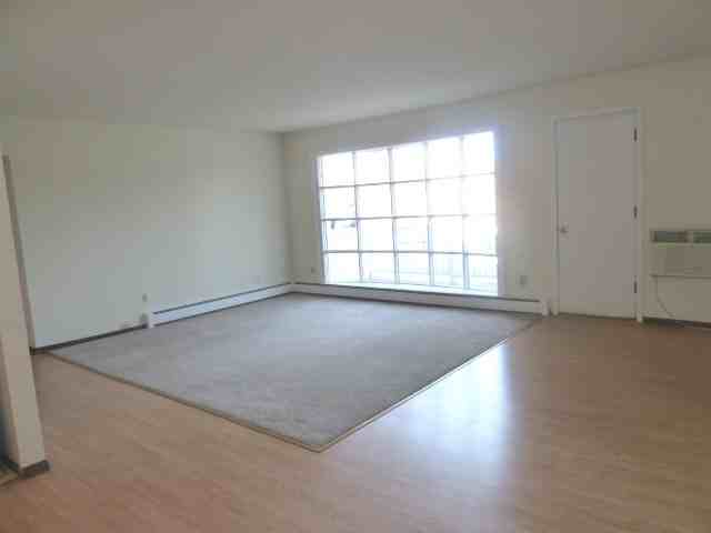 235 Williamsburg Drive - Photo 2 of 14