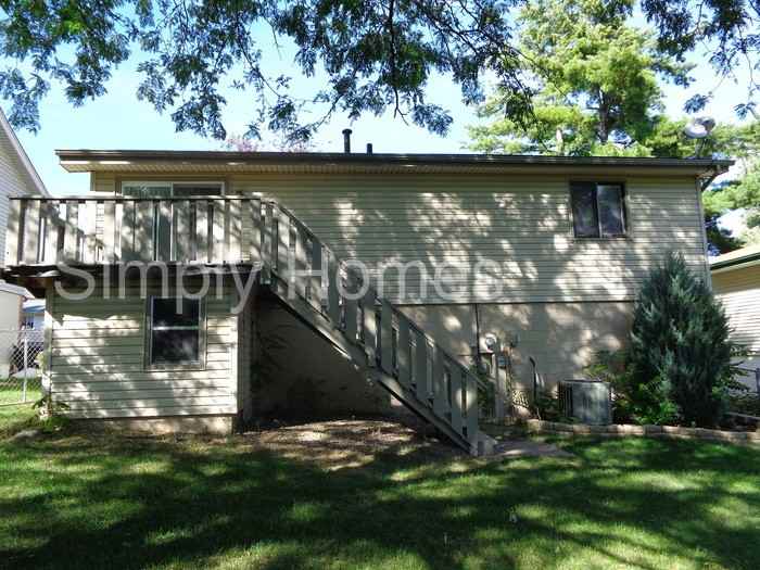 12917 Ames Ave - Photo 2 of 9