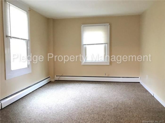 163 Main St #B - Photo 3 of 10