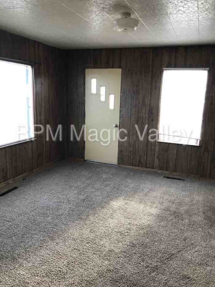 3642 N 3700 E - Photo 2 of 7