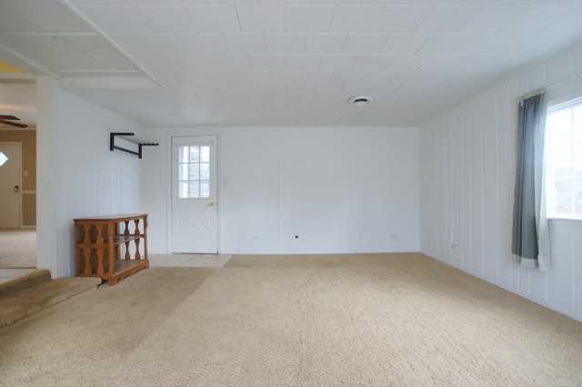 400 Birchwood Dr - Photo 2 of 14