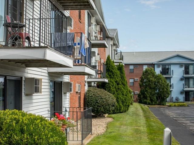 Princeton Place - Photo 3 of 15