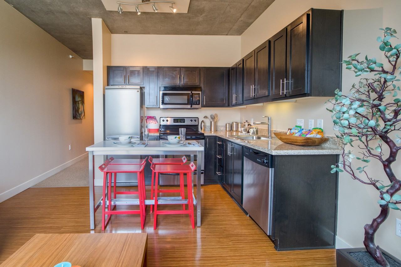 Ladd Apartments - Photo 3 of 46