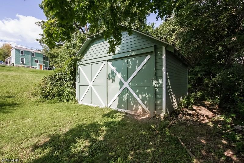 74 Center St - Photo 2 of 7